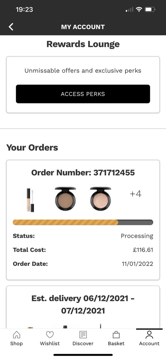 nikiverity's tweet photo. @lookfantastic been waiting for part of my order since 11th January please can you resolve?!! https://t.co/yBLz5oLFST