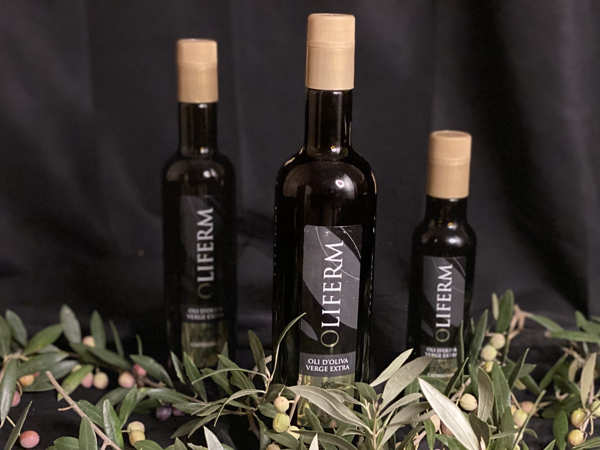 Tenim gran varietat de formats del nostre Oliferm, Oli d'Oliva Verge Extra. Entra a la nostra web santfortunat.cat o truca'ns al 973 12 00 22 i pregunta'ns pel que necessitis!!
#Castelldans #Oliferm #OliOlivaVergeExtra #AceiteOlivaVirgenExtra #OOVE #AOVE