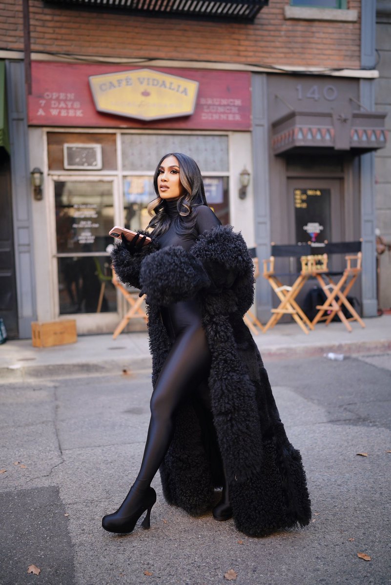 Queen Naija tweet media