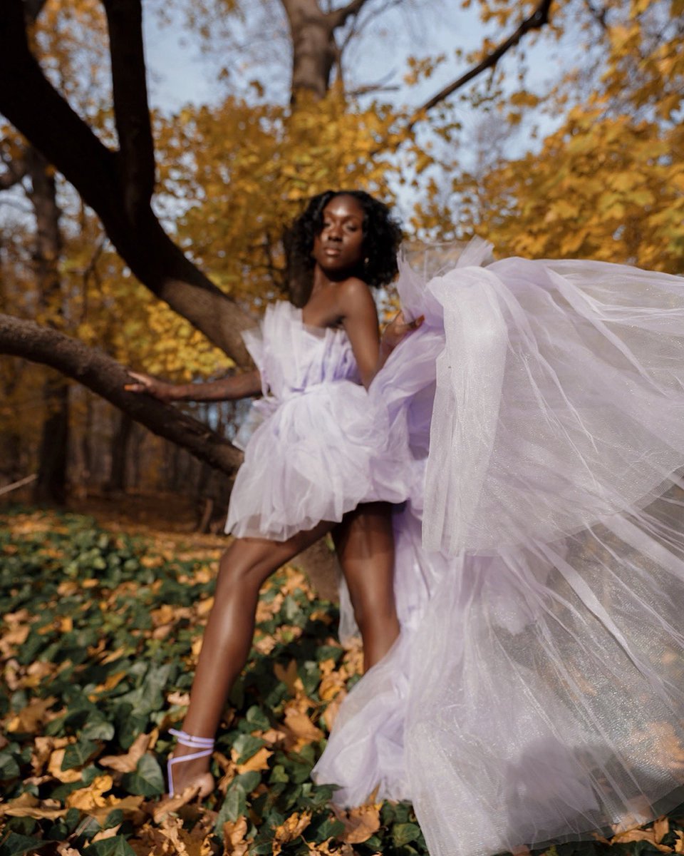 TarasSecret_'s tweet photo. Ethereal 💜 

📸: @_MissIdalia https://t.co/D3gQMeHtZU