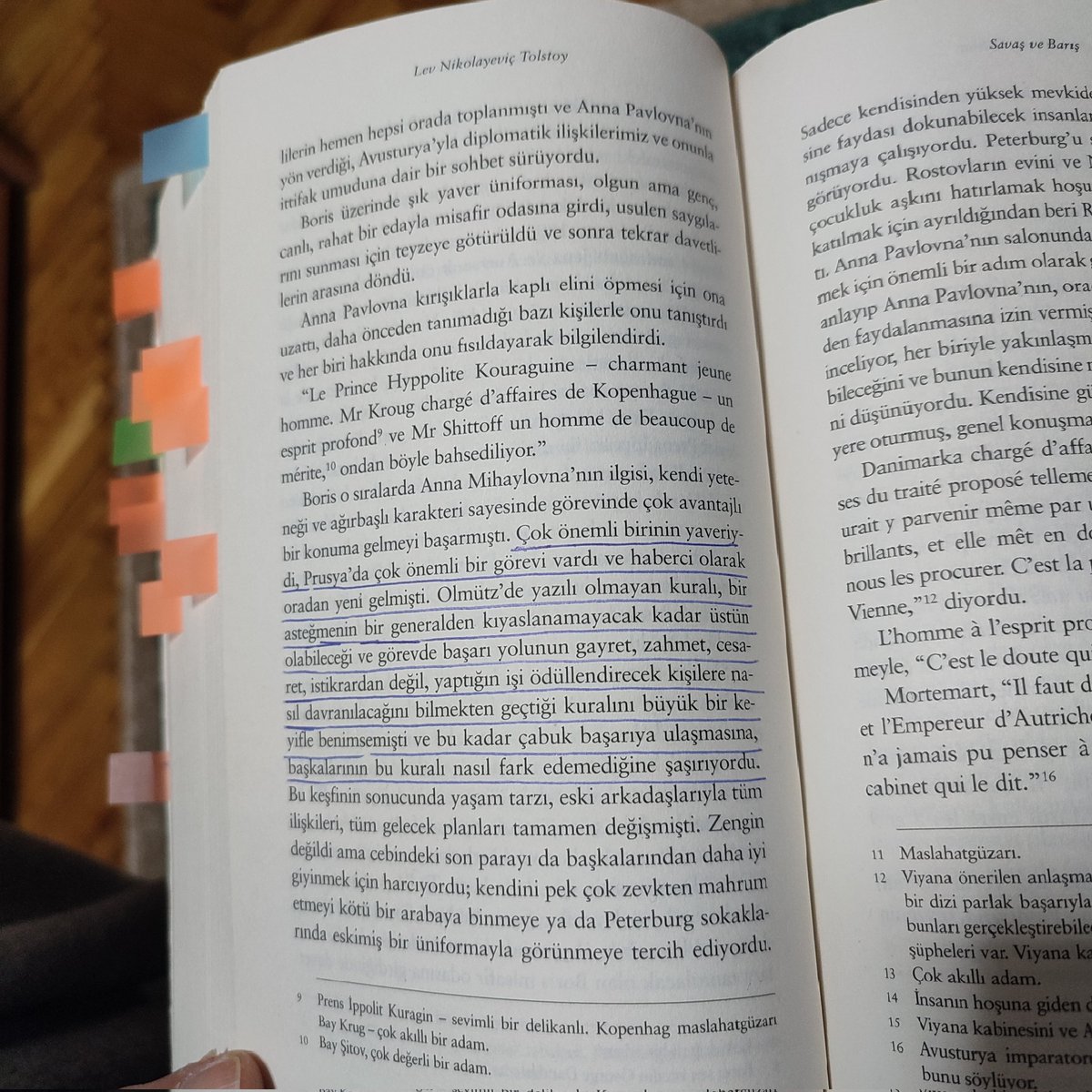 Dalkavukluk daha guzel anlatilamazdi. Dalkavukluk konusunda samimi olmak da böyle bir şey sanırım.