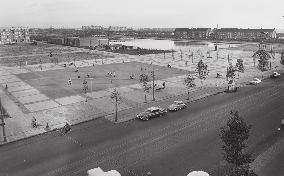 Less is more... Plein ’40-'45 in 1961 Stadsarchief Amsterdam Collectie Dienst Ruimtelijke Ordening #Amsterdam #Nieuwwest #Plein4045