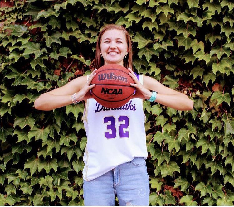 LorriStapleton's tweet image. Celebrating 3 of my favorites on National Girls &amp;amp; Women in Sports Day! #NGWSD