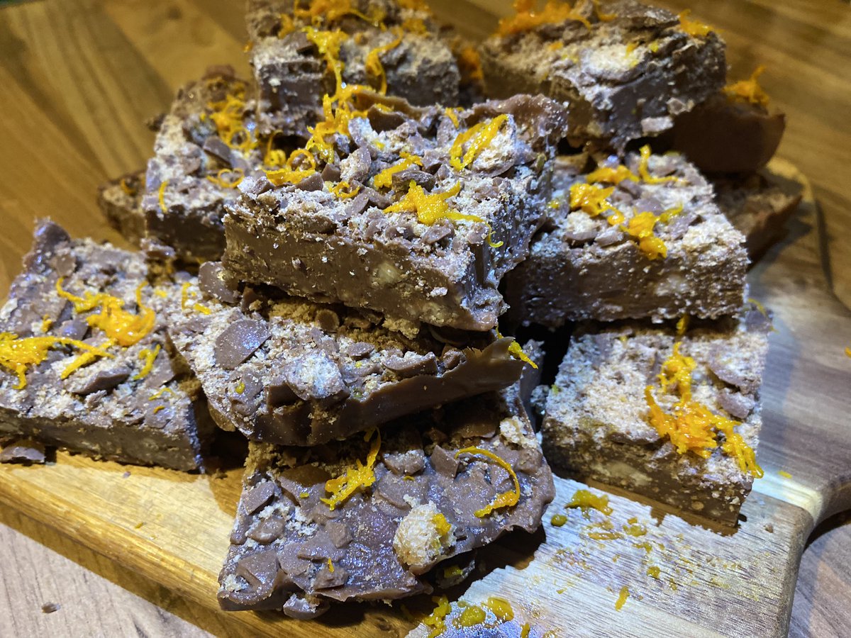 Helen Clarke tweet media