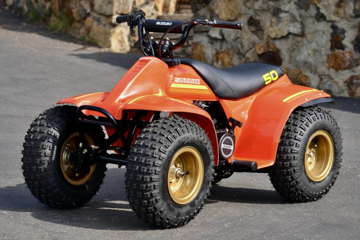 Bringatrailer's tweet photo. Sold: 1984 Suzuki LT50 Quadrunner for $3,250. https://t.co/X3zFv9Z4Im https://t.co/3sB6uLVBFX