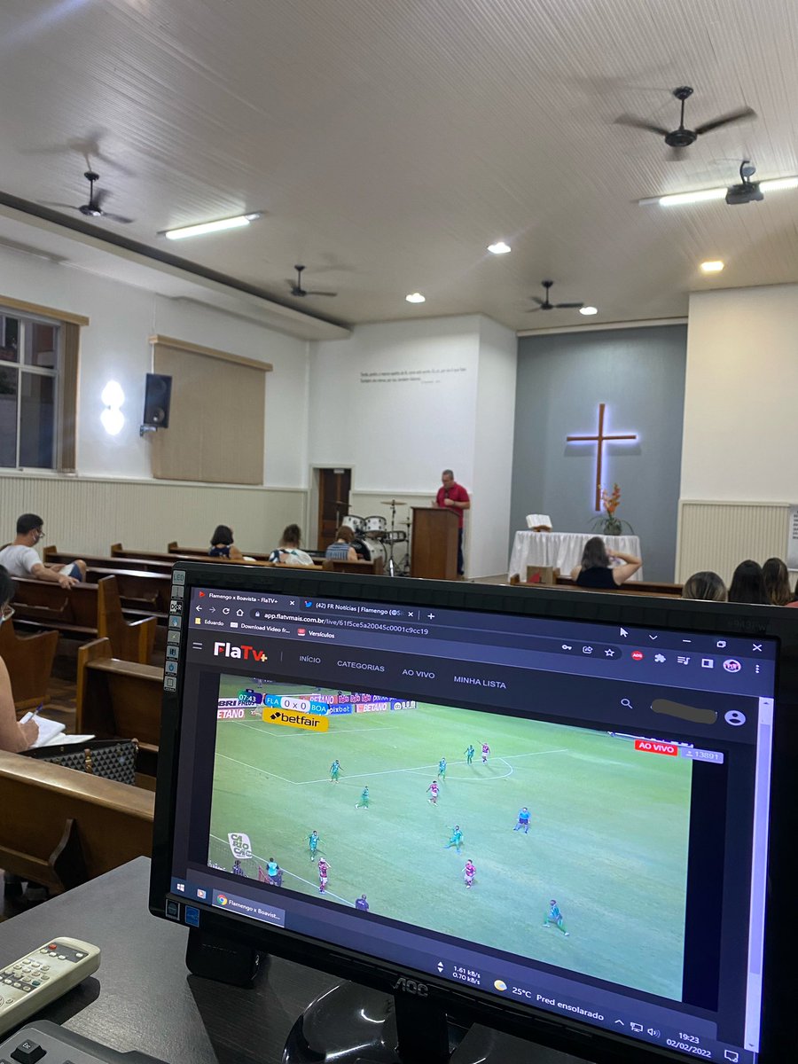 joaodoresenha's tweet photo. O Senhor, Ele é Flamengo… https://t.co/bgxeNk6vx4