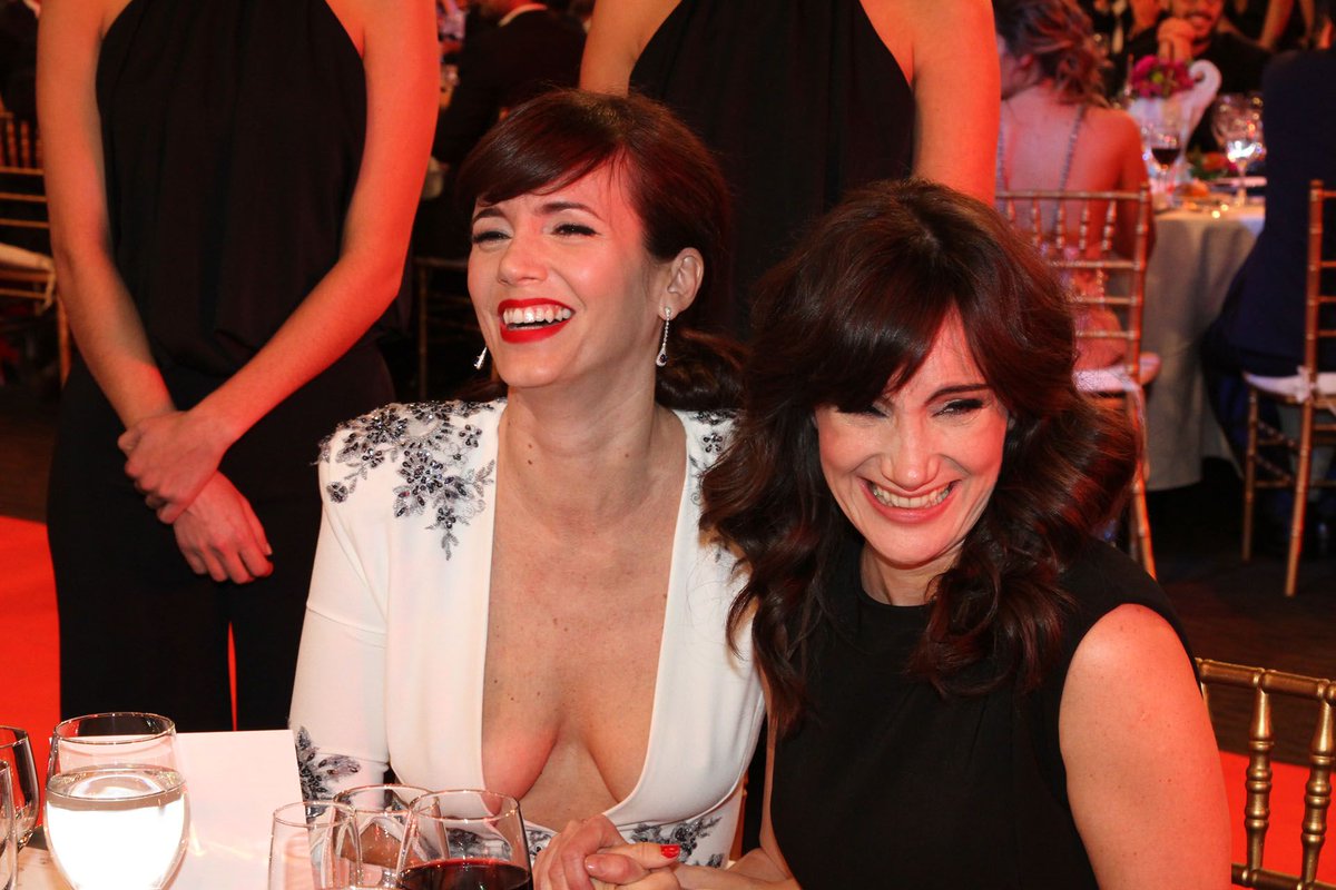 GriPisame's tweet photo. Hasta q Griselda Siciliani y Jorgelina Aruzzi no vuelvan a hacer otra novela juntas no paro. https://t.co/yzv9QdFybG