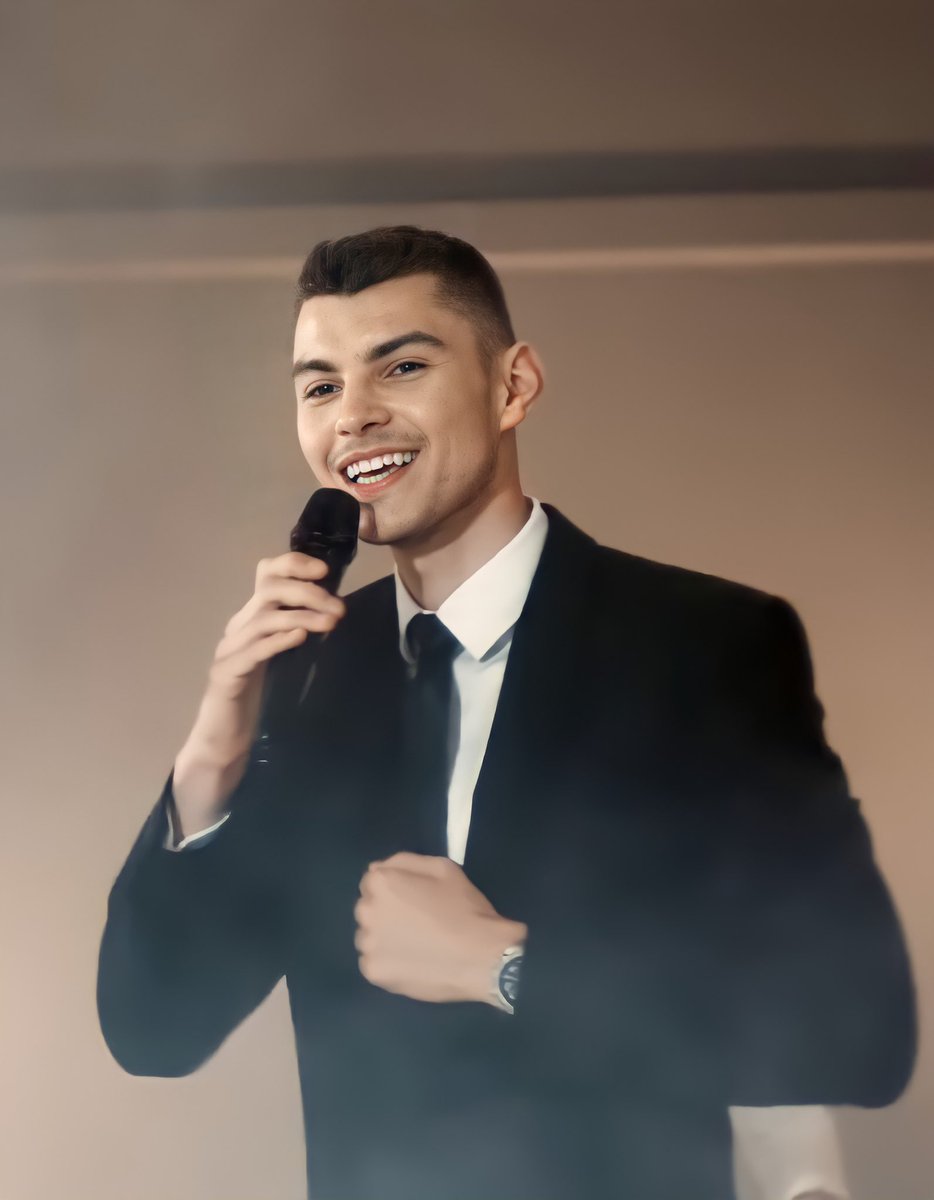 Daniel__Stelian's tweet photo. 🎤🎶🎵
.
https://t.co/UessP35zYi
.
#daniel__stelian #instapost #romanianmusic #selfie #instalike #instadaily #fun #nature #cute #like4like #me #picoftheday #instagood #family #summer #girl #friends #intags #tbt #smile #food #happy #fashion #repost #follow #followme https://t.co/hLOM17Qx7h