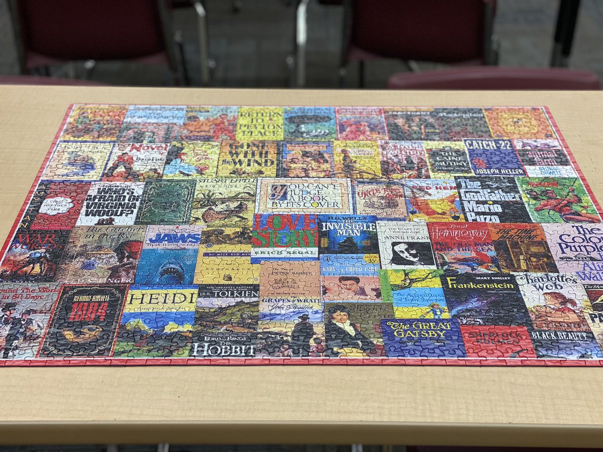 Sdeyoung1's tweet photo. It’s finished! #librarypuzzle #bookpuzzle https://t.co/AvwVH4RpCX