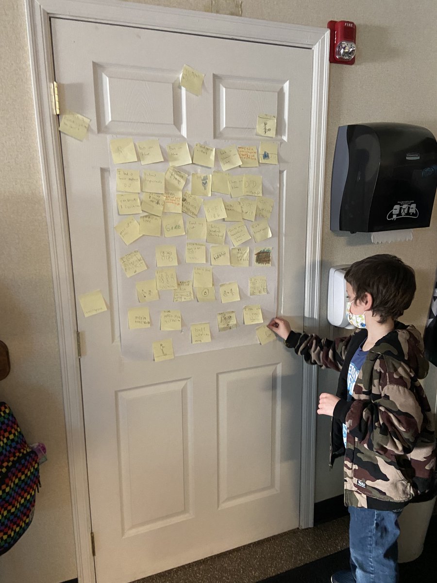 LKMSLightning's tweet photo. Win Wednesday students write a note to show each other what we have won so far. This can be anything doing homework, eating breakfast, getting up on time, or a random act of kindness. We are winners and we are succeeding. #StudentCentered #YCS #WinWednesday #GoBows https://t.co/y01jrXwy1H