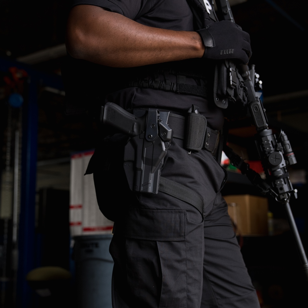 RapidForceAGH's tweet photo. The Rapid Force Duty Holster is available in 4 configurations to fit your personal carry preference and needs.

Click the link to learn more!
https://t.co/2rueXbLv72 https://t.co/cFX35HW8t6