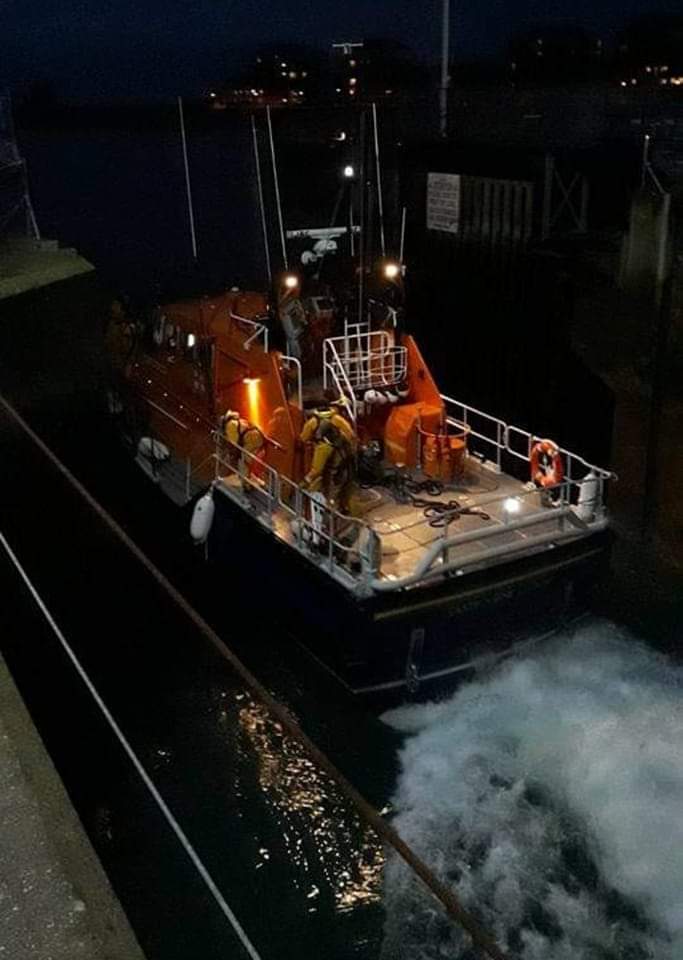 Our Volunteer Crew were paged last night 01/02/2022 at 23.50 hrs. The All Weather Lifeboat was launched to assist in the search for a missing person The person was located by local Coastguards resulting in the Lifeboat being stood down and returning to station at 02.30 hrs.