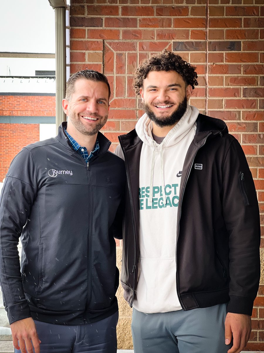 JourneyPayroll's tweet photo. Partnership Goals: Us + @droddy22
Our @CEOJourneyPayHR is excited. “I have truly enjoyed getting to know David and learn about his goals in life and basketball. One thing I took away is how his values on and off the court align closely with those of Journey’s.  Details coming. https://t.co/ohqavAAedu