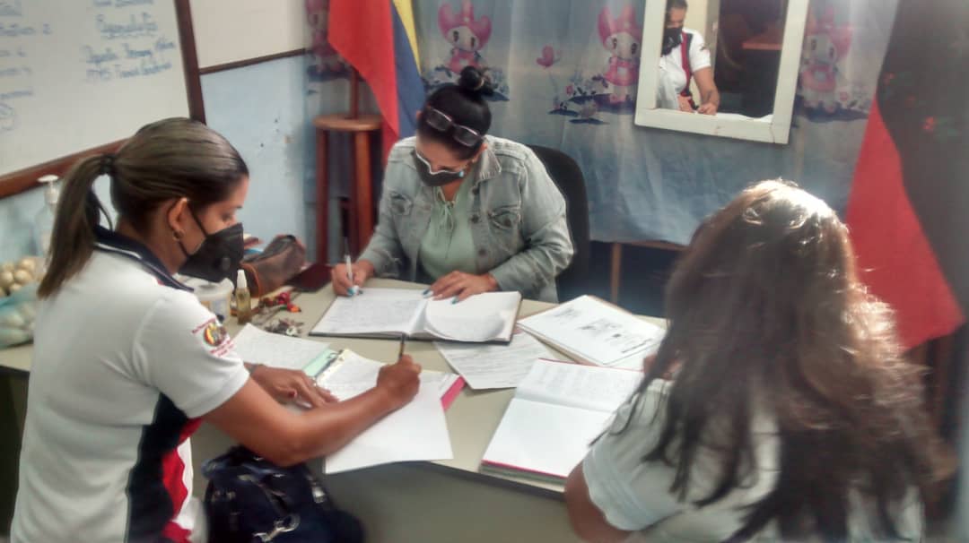 Dednnazenaida's tweet photo. UEN. Brinolfo Jaime Torres... Difusión de visita realizada por Promotora Lcda. Karen Alviarez.. Art 53 Lopnna. Orientación y seguimiento de casos abordados.. Art 202 literal c. Competencia CRA. ZET 
@ZonaEducTachira 
@Berzabethg1 
@codennat 
@SPETachira 
@redintergranfe https://t.co/iqqdpZLdlE