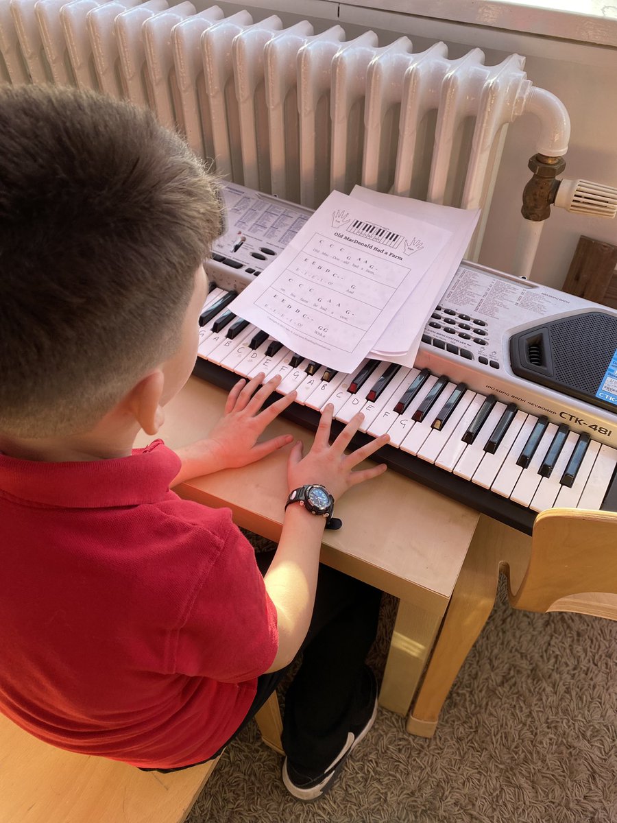 RinglandPrimary's tweet photo. The Music Factory is open in #DosbarthMaple 🎵🎼 So much perseverance on show as we learnt simple nursery rhymes on the xylophone &amp; keyboard today! Looking forward to getting started with @operasonic &amp; @VisibleMusic_UK next week on an exciting project! @EAS_STEM @EAS_ExpressArts https://t.co/16KyBjVUYb