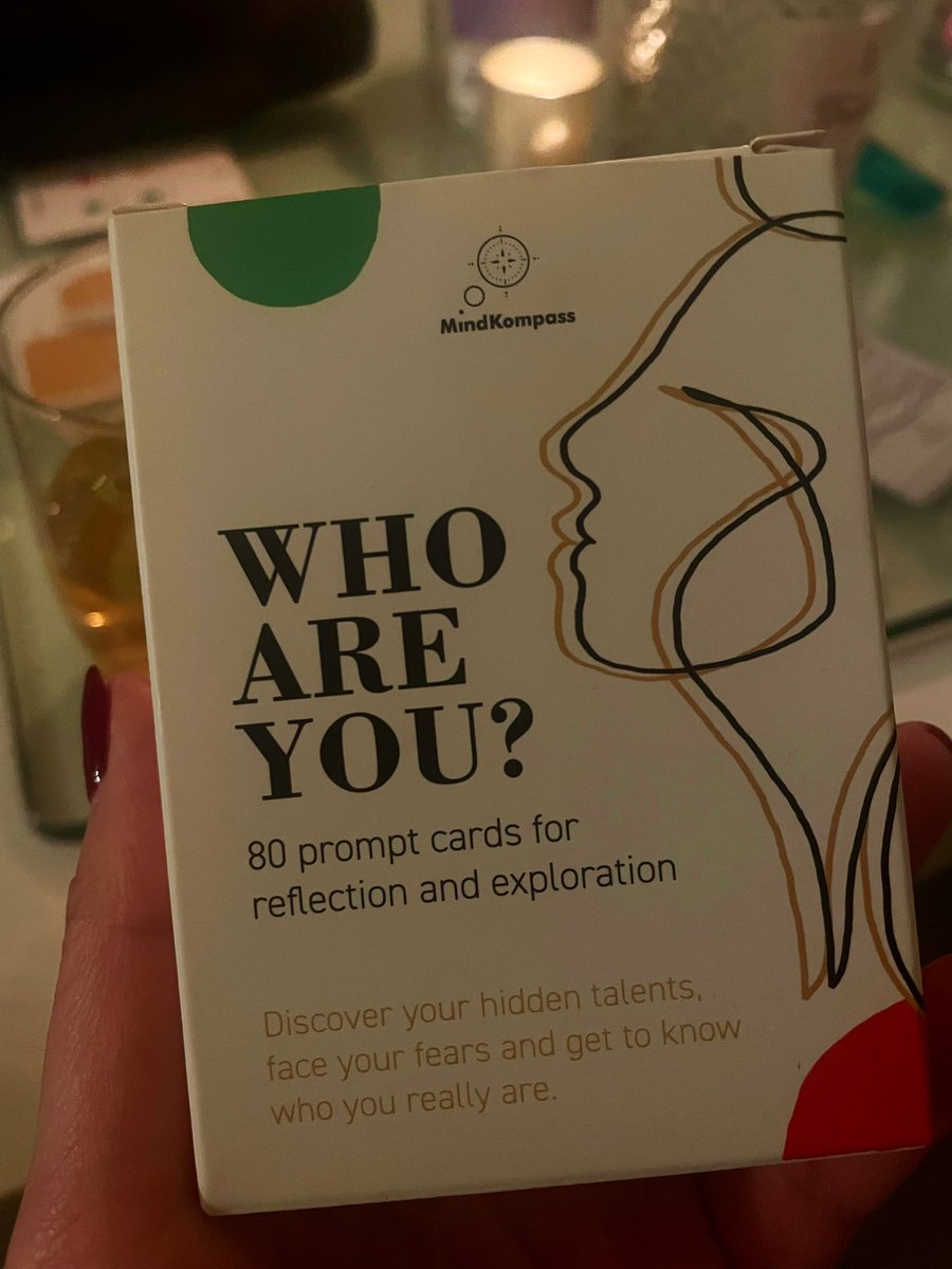 anitlinn's tweet image. Evening well spent untangling and diving deeper into our lived experiences and aspirations for the future 🔍

I’ve always been a huge fan of provocative thought-starters as a way to flex and exercise our minds 🧠