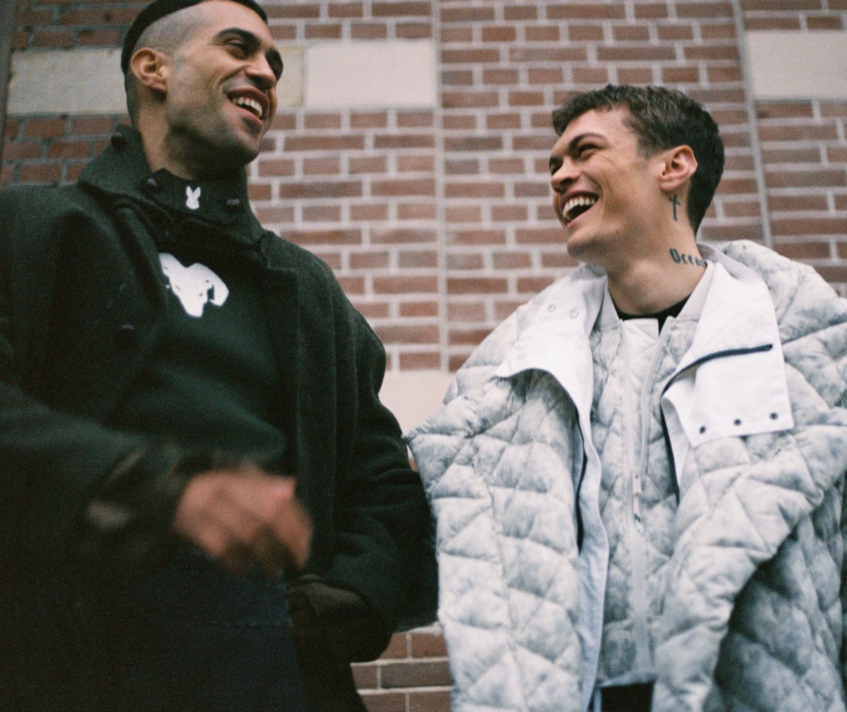 caronte_nelmare's tweet photo. Direi che tutto il resto delle serate sono quasi superflue.
Mahmood e Blanco sono i miei vincitori a mani basse.
#Sanremo2022 #MahmoodBlanco https://t.co/sCEfpliMWt