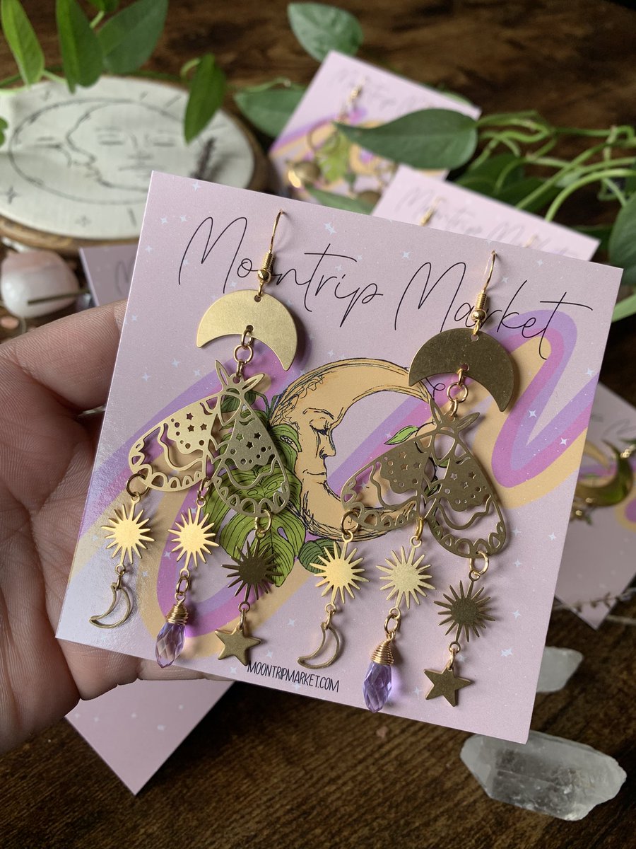MoontripMarket's tweet photo. I’m having a restock today at 3 pm (pacific time) https://t.co/SixywnHcEr