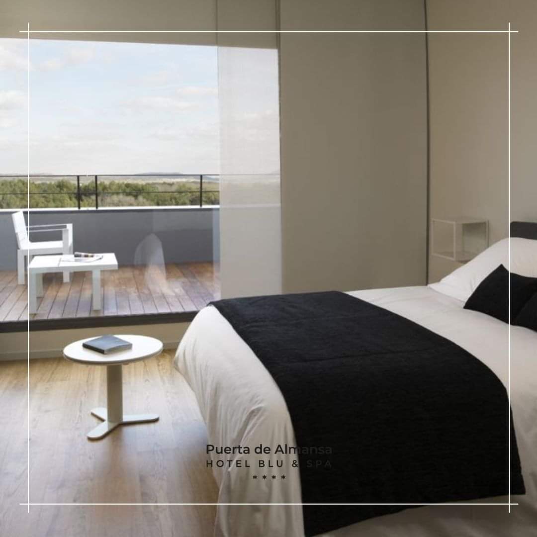 Bienvenidos todos los que nos visitáis durante estos días tras nuestra vuelta. ¡Disfrutad! 😉
reservas@bluhotel.es
.
#Almansa #Albacete #relax #Bluhotel #hotel