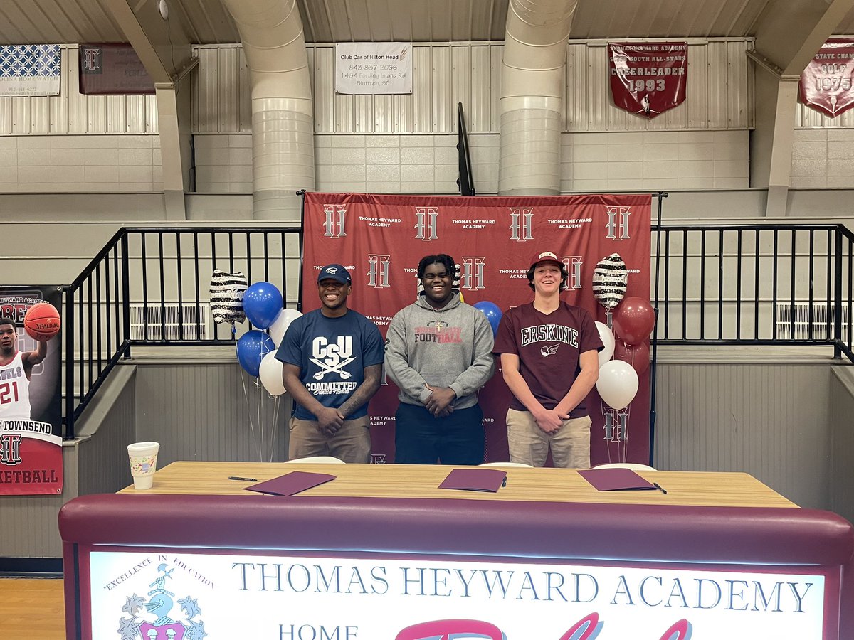It’s official @LimestoneFB #Signed