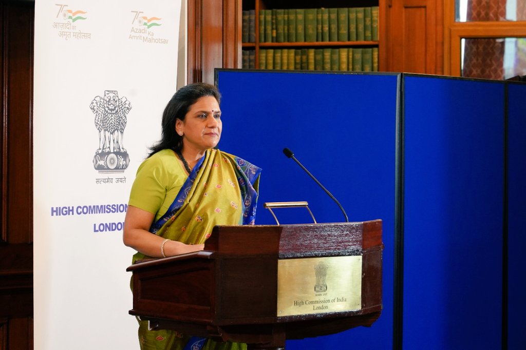 HCI_London's tweet photo. @HCI_London hosted a panel discussion chaired by Lord Jitesh Gadhia, investment banker; Dr M Kaul, President, IPF; R Heald,  UKIBC &amp; Loknath Mishra, ICICI. Lord Bilimoria, President, @CBItweets welcomed its innovative features; E&amp;Y presented an analysis. (2/2) https://t.co/yNXMuZUGBy