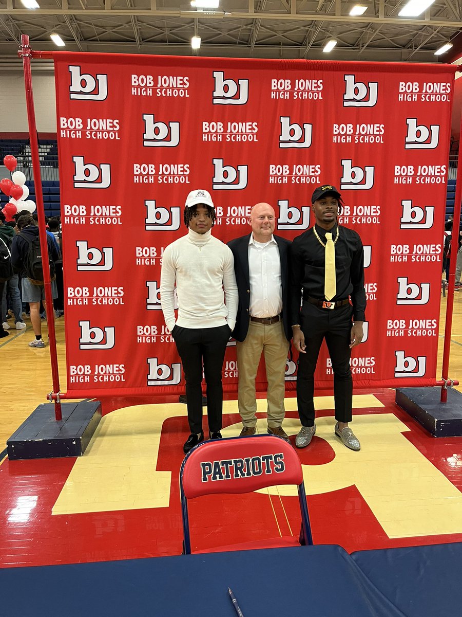 So proud and happy for these guys <a href="/davenport_dj/">Deangelo Davenport Jr.</a> <a href="/CoseyScarebrook/">Cosey Scarebrook</a> <a href="/BJHS_Football/">Bob Jones Football</a> <a href="/BJRecruiting/">Bob Jones High School Football Recruiting</a> <a href="/ArmyWP_Football/">Army Football</a> 
#CampbellsvilleUniversity