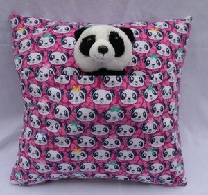 Pandas International's Winter Auction is live and ends on February 13th (12:00pm MST). Click on the link below to place your bids!

32auctions.com/pandaswinter20…