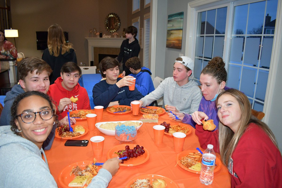 Moments from our last pasta dinner of the season❤️