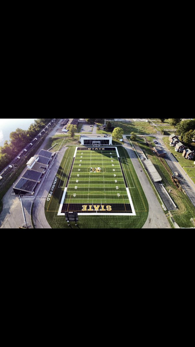 ChaseEdwards12_'s tweet photo. Thank you @CoachPenn for the offer !! #WVSU https://t.co/NZv4nbqWOz