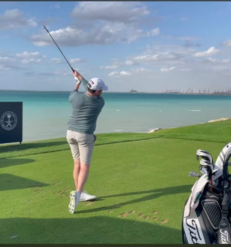 AvenueBarGolf's tweet photo. @CormacSharvin92 Kicks off 2022 at #SaudiIntlGolf
Teeing it up alongside some of golfs biggest names on Asian Tour sanctioned event.
Cormac changed clubs during off season and will now be a Titleist staffer.
Good luck this week & for 2022 season
#LocalBoyDoneGood #AGC #ABGS https://t.co/roSUKKRfqs