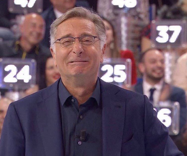 iitsnali's tweet photo. Ma sei una fata o un’estetista CHECCOOOOO
#Sanremo2022 https://t.co/isiHQf4QzU