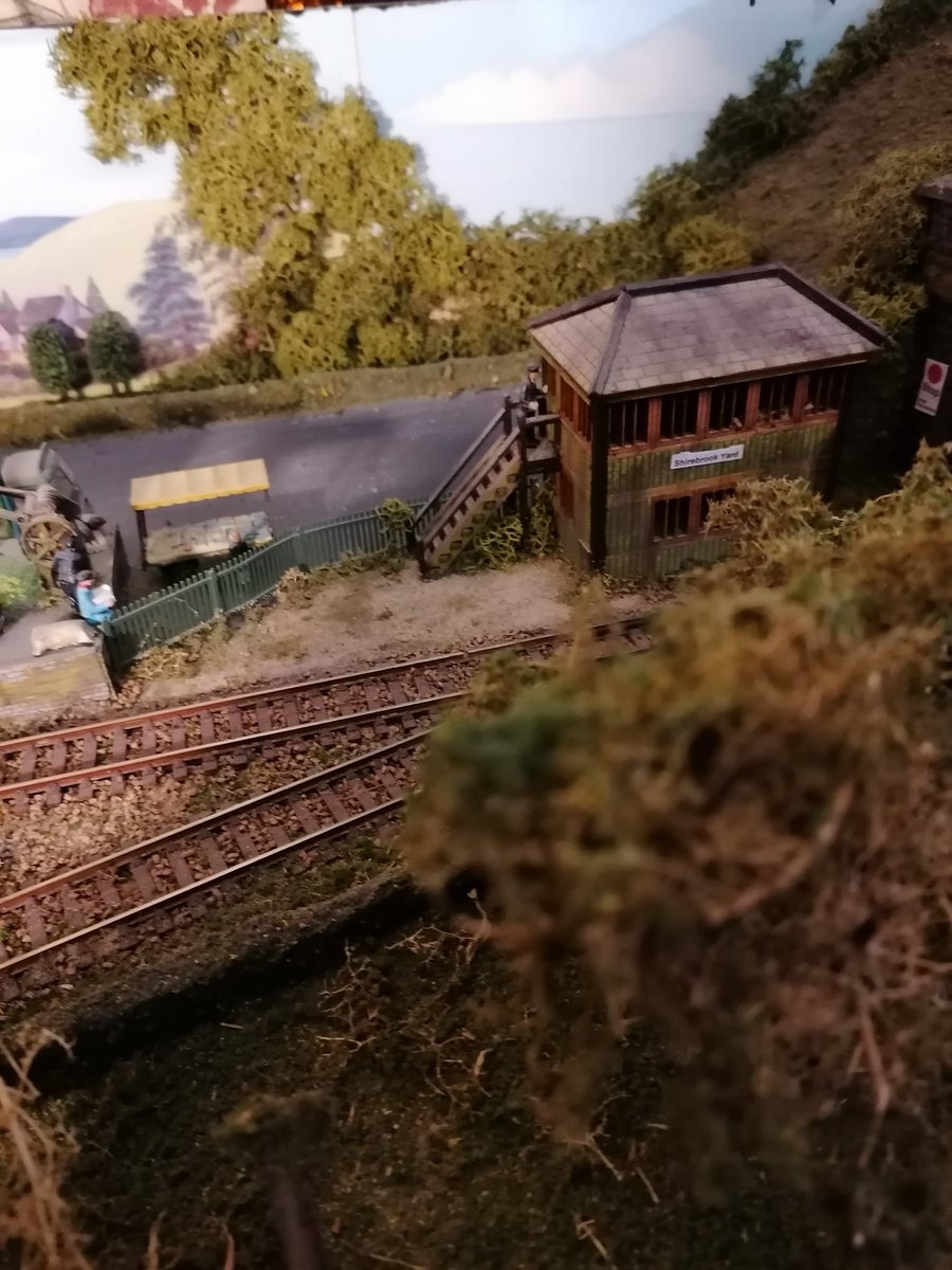 railwayimp's tweet photo. Fancy a starter layout? This one is now ready to go, country station, engine shed, DCC ready, £150. #railwayimp #microlayout https://t.co/bQZPC0KNsy