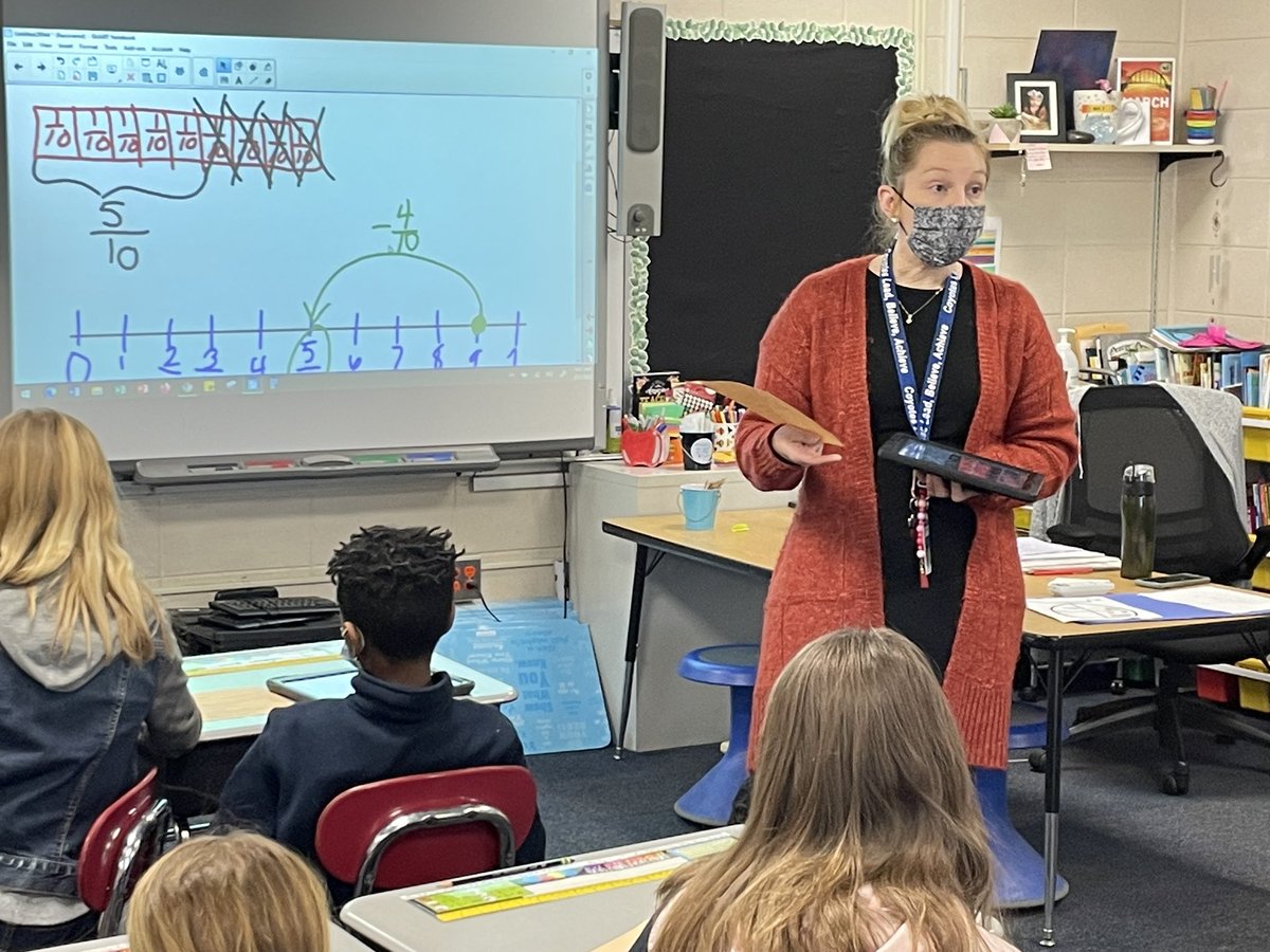 Caroline Haebig tweet media