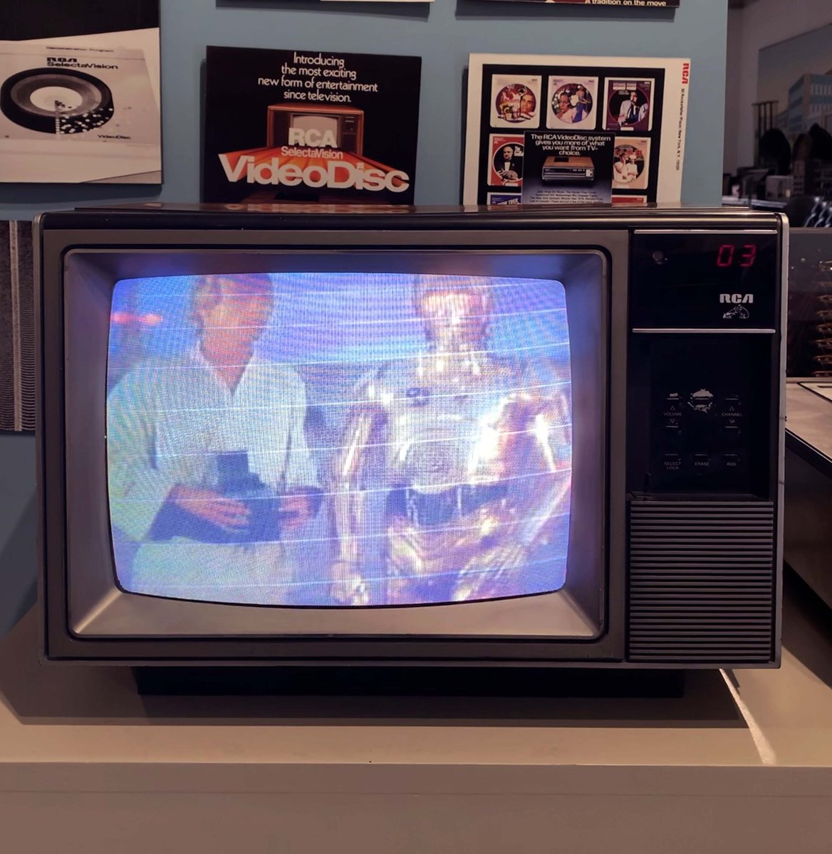 TCNJSarnoff's tweet photo. We’re watching Star Wars today at the Sarnoff Collection! Pop in to see technology from the 20th century and learn more about major developments in communication and electronics!
#crt #starwars #sarnoffcollection #throwback #tcnj #oldtechnology https://t.co/MgpsLcKYUv