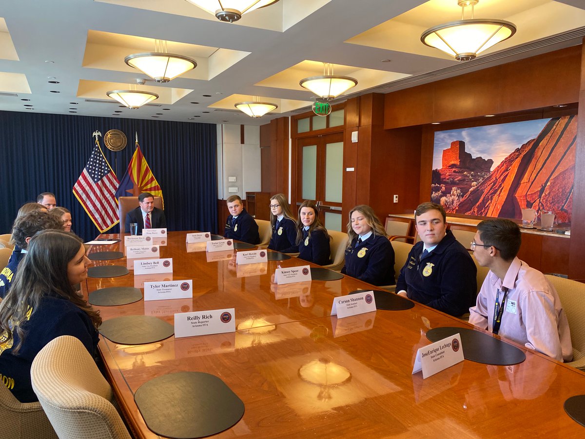 DougDucey's tweet photo. We wouldn’t be Arizona without agriculture. The future of our state’s agriculture industry is sure to be prosperous with some of the young leaders we met today. Thanks for coming by @arizonaffa! https://t.co/YmlMoDRuR0