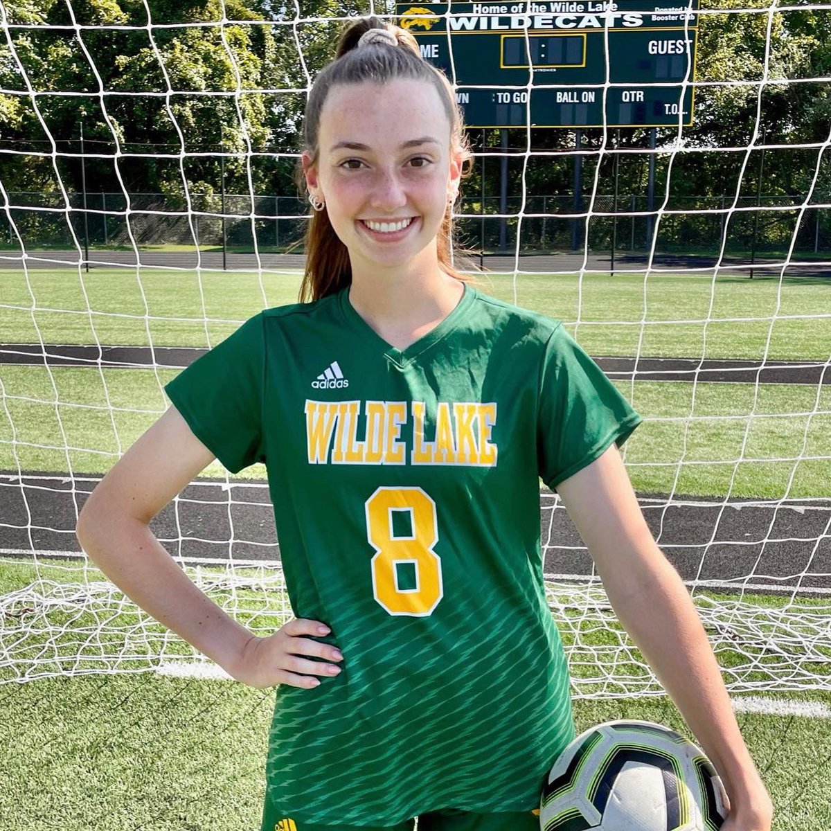 Happy signing day to this queen who has more than earned the recognition she receives today.
.
.
#signingday #committed #division3 #d3 #soccer #senior #classof2022 #wlgs2021