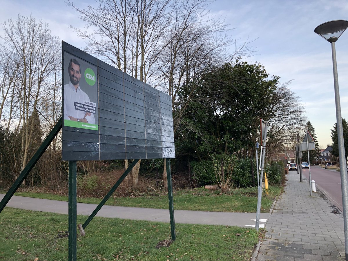 De eerste posters hangen in @gem_Heerde. We zijn er klaar voor! Binnenkort lancering verkiezingsprogramma en de speerpunten voor CDA Heerde-Wapenveld #heerde #wapenveld #veessen #vorchten #dichtbij