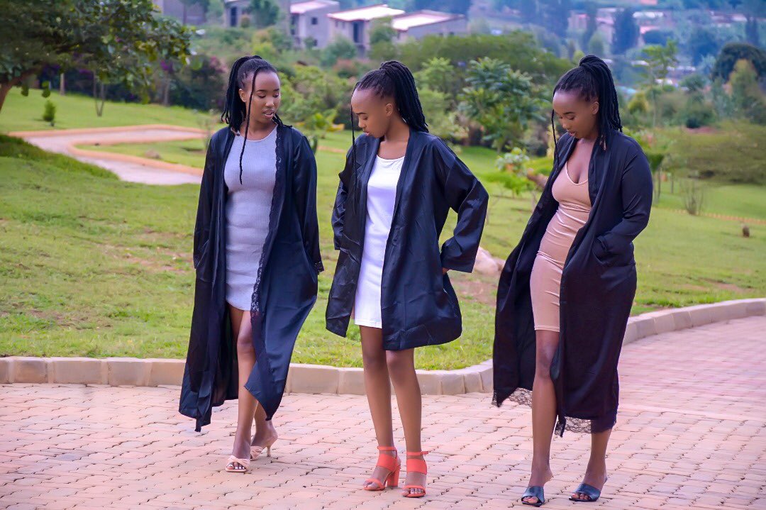 IsongaFamily's tweet image. Abatubaza abo turibo nicyo dukora mwadusura kuri YouTube channel yacu isonga family,Instagram isonga family, TikTok isonga family,Facebook isonga Gakondo 🥰🥰💕