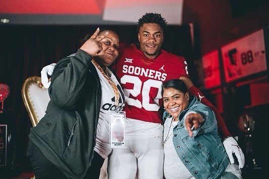 Jamarrien burt tweet media