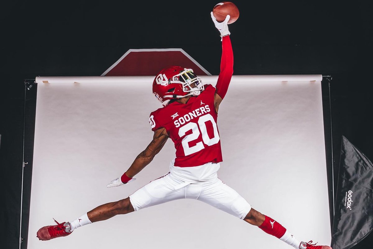 Jamarrien burt tweet media