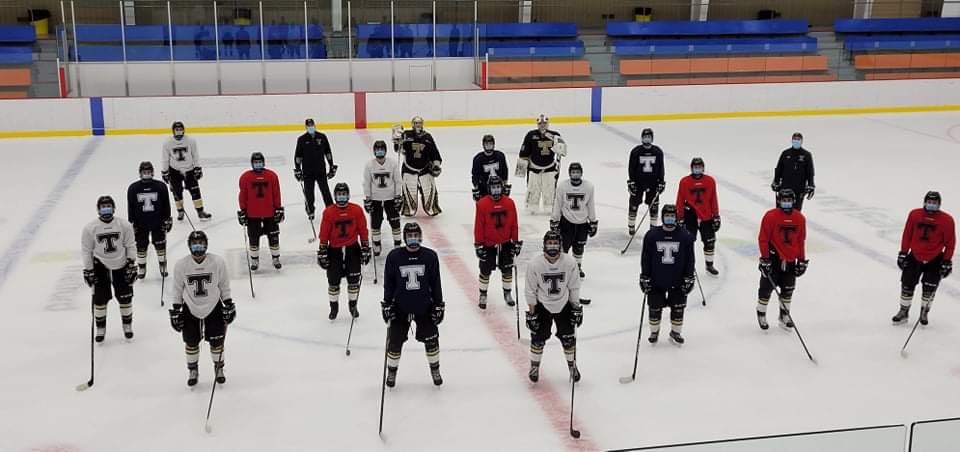 C’est le moment de ce réunir et de permettre à nos jeunes de reprendre la compétition. Filons de Thetford Mines Collégial AAA 
#OnVeutJouer