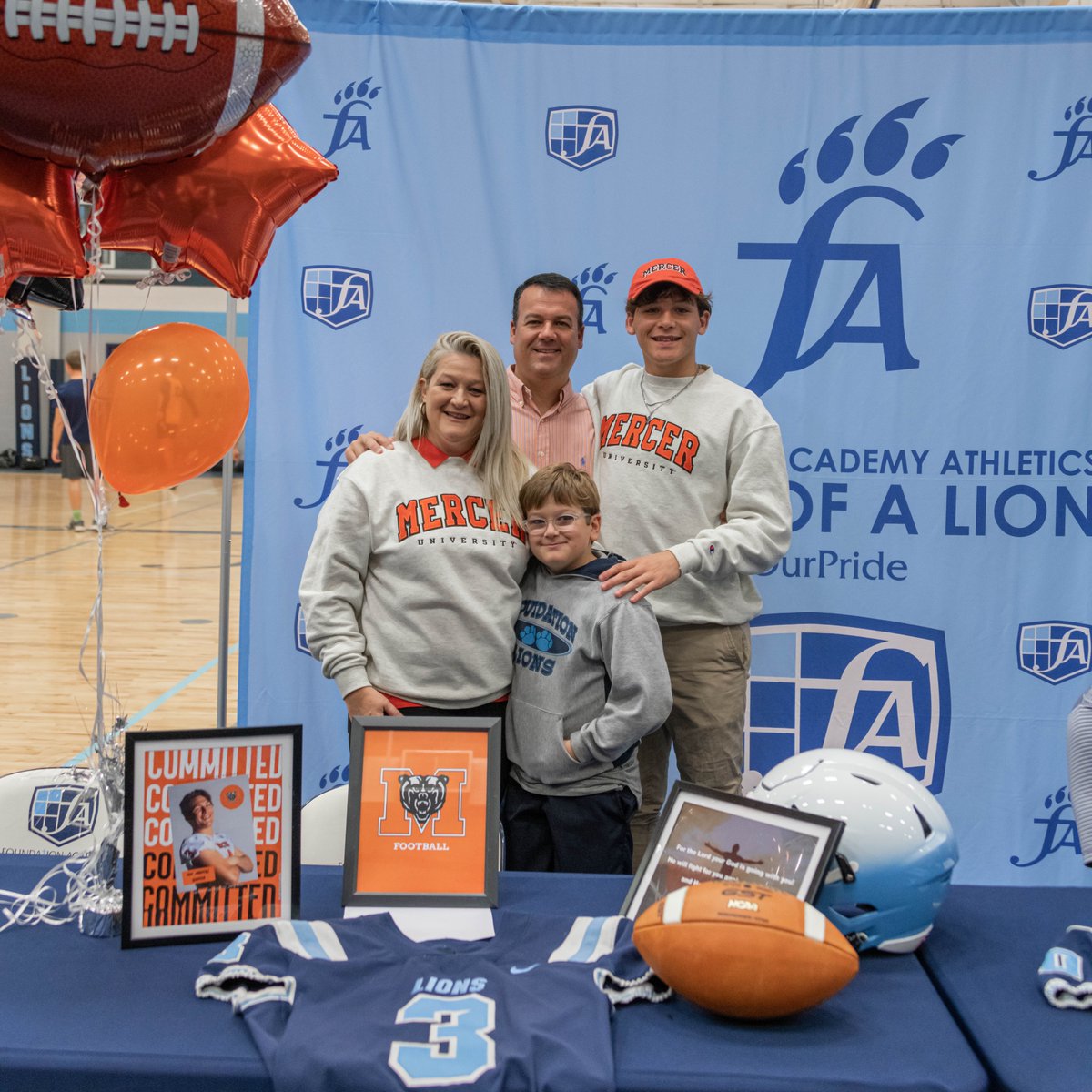 thefalions's tweet photo. Congrats Ian G. and Reggie J. for signing to play college football! We are so proud of your hard work and perseverance. Ian will be attending Mercer University and Reggie will be attending Northern Illinois University.
#NationalSigningDay #IAmCommitted22 #FHSAA https://t.co/8OsmUqNn41