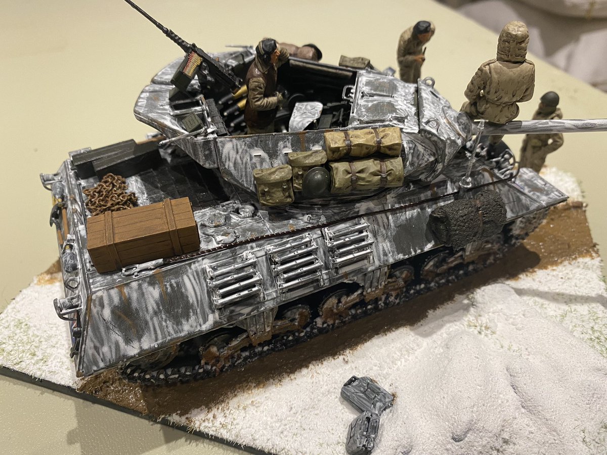 HistoryBowsh's tweet photo. Cheers @RedFiveModels for the tutorial on the @WeHaveWaysPod social. I managed to finish my first go at a winter diorama at the same time ๐ #stashtag #scalemodel #whw @almurray @James1940 https://t.co/FYR3eNDsIu