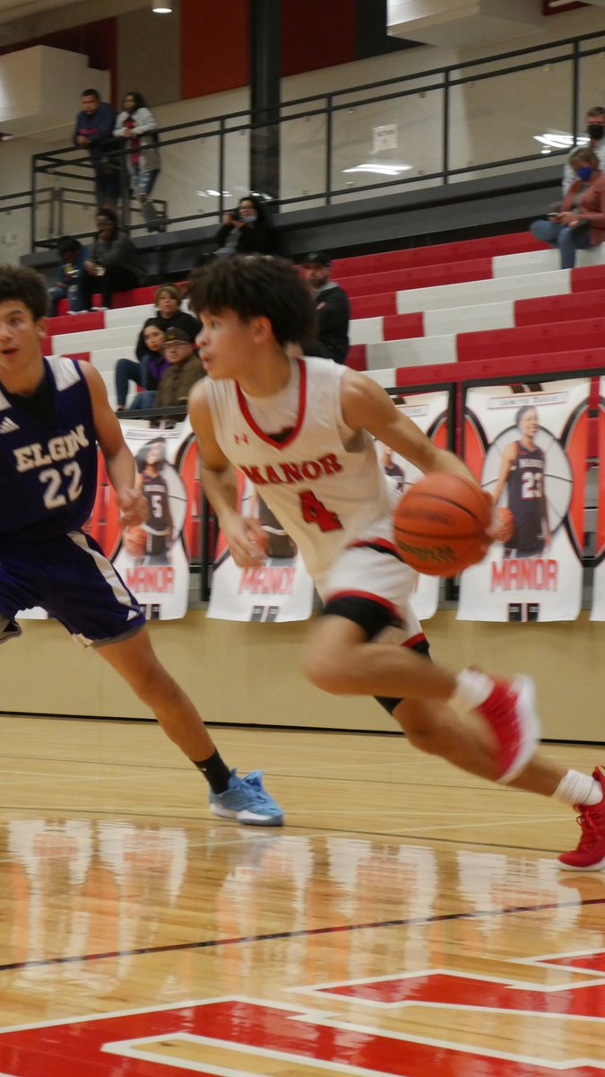 ManorHoops's tweet photo. @ManorHoops with another district win last night 81-41 over Elgin. Next up @Hawk_Hoops #WAMM #paybackSZN https://t.co/fvxN8mLUbe