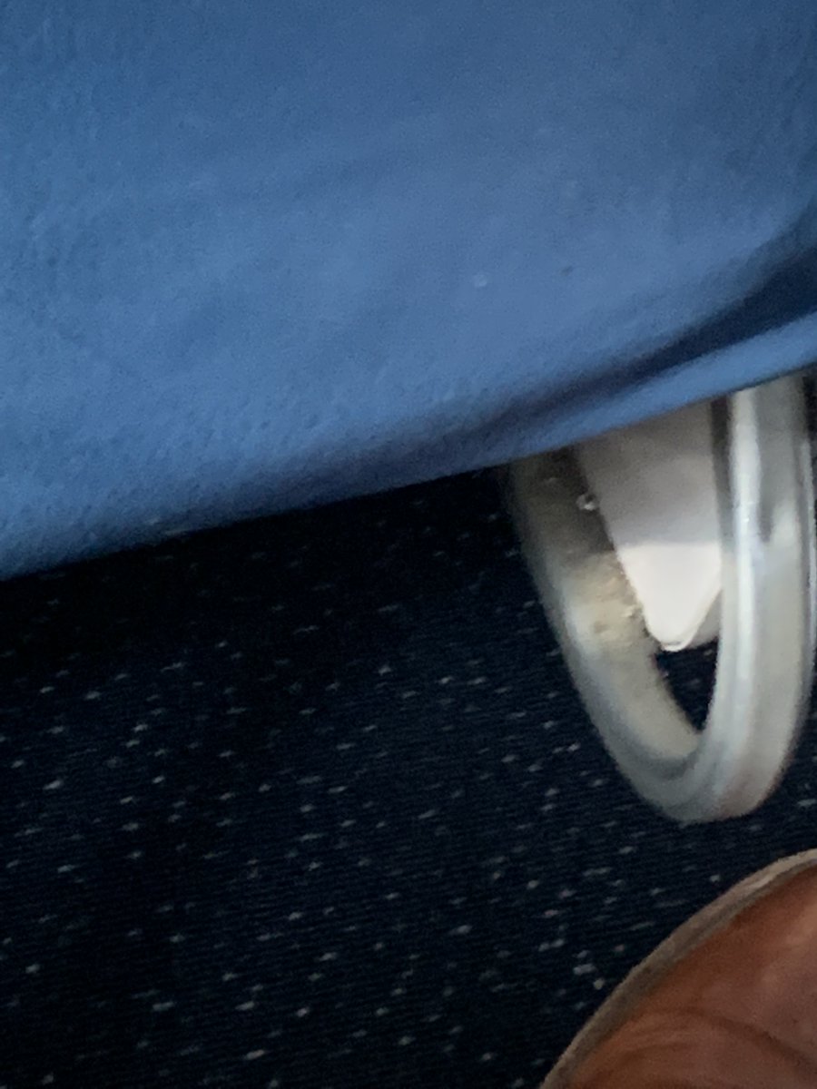 GarrettPallado's tweet photo. Is this @Delta 's vision of a clean plane? Absolutely disgusting - especially with everybody so concerned about cleaning for "COVID" https://t.co/nWDVNSIiO8
