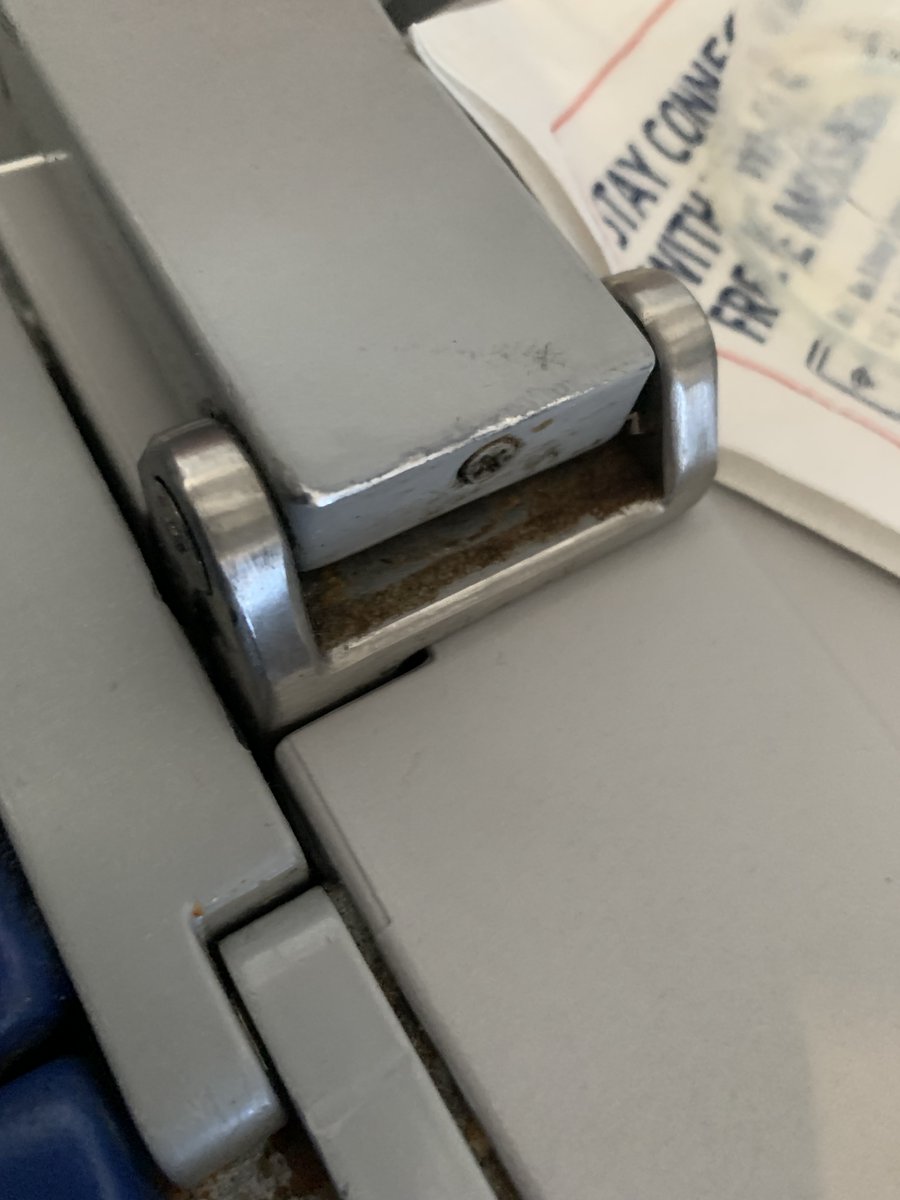 GarrettPallado's tweet photo. Is this @Delta 's vision of a clean plane? Absolutely disgusting - especially with everybody so concerned about cleaning for "COVID" https://t.co/nWDVNSIiO8