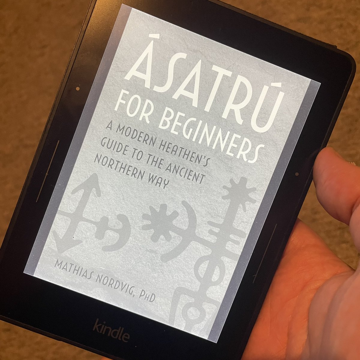 Al_Mc72's tweet photo. This is something I've always had an interest in with my clan being started by a Norseman/Viking. Saw this on Kindle unlimited so going to have a little read about the ancient ways of my ancestors. 

#books #BookTwitter #book #reading #read #leabhar #leabhraichean #leugh #heathen https://t.co/R94tjyB5ZU