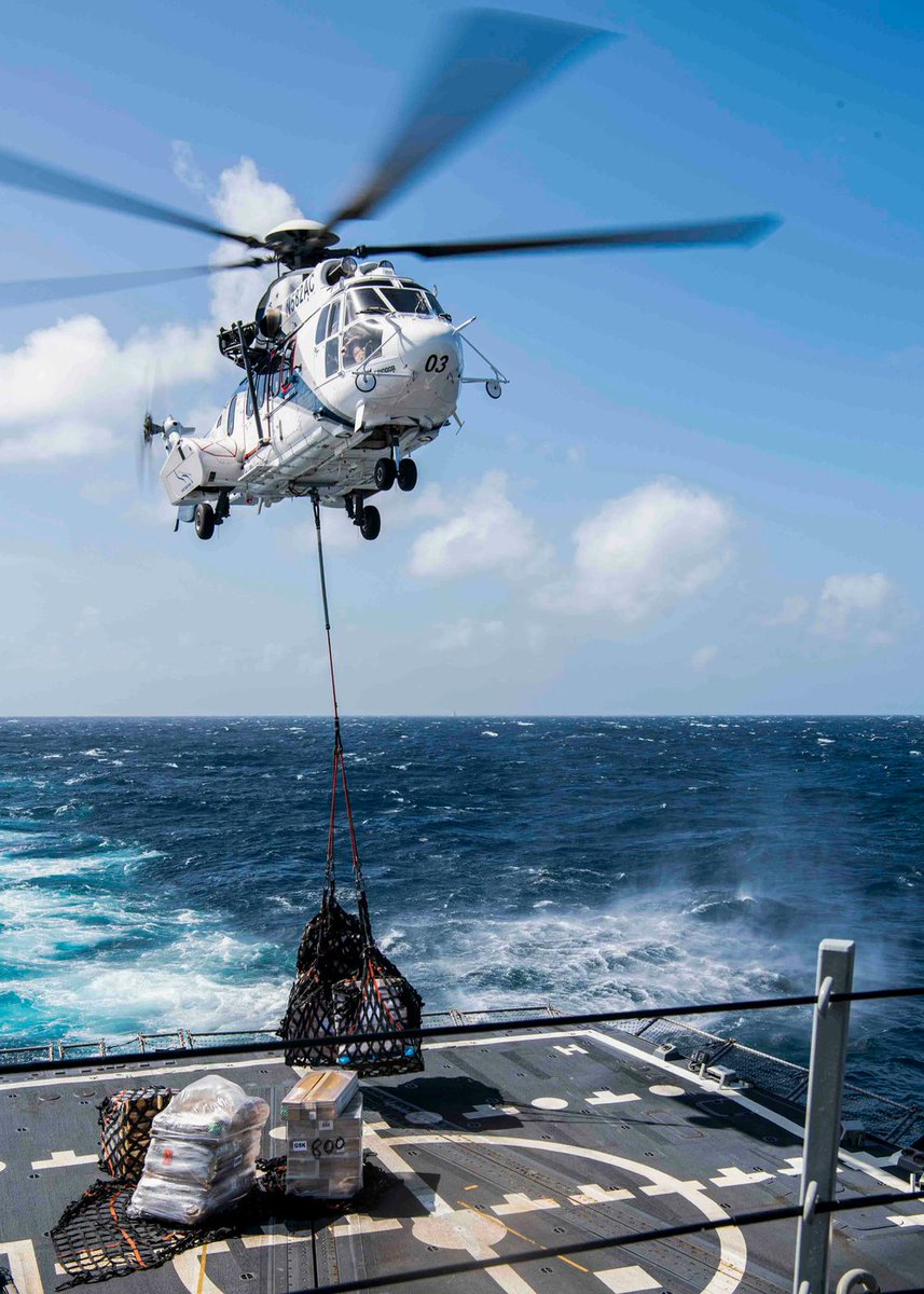 A S332 Super Puma helicopter assigned to the Military Sealift Command fleet replenishment oiler #USNSMatthewPerry conducts a vertical replenishment-at-sea with the Arleigh Burke-class guided-missile destroyer #USSGridley. 
#FreeAndOpenIndoPacific #Readiness #SouthChinaSea