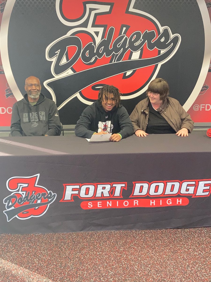 Congrats to <a href="/jonnyboi101103/">Jonathon Presswood</a> on your commitment to <a href="/Upper_Iowa_FB/">Upper Iowa Football</a> 
<a href="/FDCSD/">Fort Dodge Schools</a> #proud2bFD