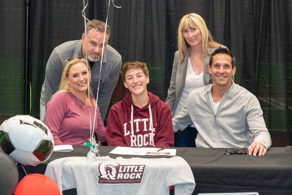 ltladycavsoccer's tweet photo. Congrats to these athletes on signing their letter of intent today! ⚽️ We are so proud!
 *@Mia_Merritt18 - University of North Texas
*Peyton Urban - University of Arkansas Little Rock
*@AndyHolderr - Lubbock Christian University
*@peyton_ferrell - Air Force Academy https://t.co/iYfmhzmzYq